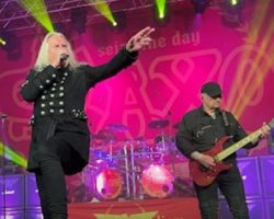 BIFF BYFORD Says He Was Surprised To See PAUL QUINN Back On Tour So Soon After Quitting SAXON