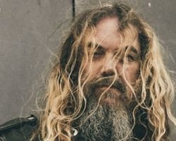 MAX CAVALERA Says He 'Hates' Writing Lyrics: It Is 'Like Torture'