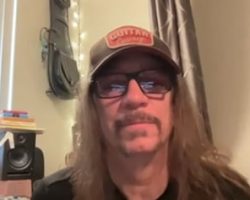 SCOTTI HILL: SKID ROW Is 'Looking Forward' To Reteaming With Producer NICK RASKULINECZ On Next Studio Album