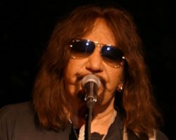 ACE FREHLEY On His Absence From KISS's Final Show: 'I Did Try, But I Couldn't Make It Happen'