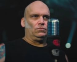 BLAZE BAYLEY: 'I'm Living My Dream. I Am A Full-Time, Professional Heavy Metal Singer.'