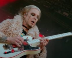 New MÖTLEY CRÜE Song 'Will Be Coming Out Soon': 'It's Really Great,' Says JOHN 5