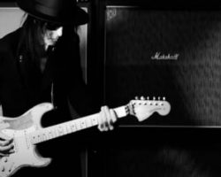 MICK MARS Releases Music Video For New Solo Single 'Undone'