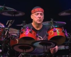 NEIL PEART's Final Book, 'Silver Surfers', Due In May