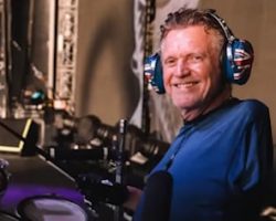 You Can Own Drum Set Used By DEF LEPPARD's RICK ALLEN On 1987 'Hysteria' Tour
