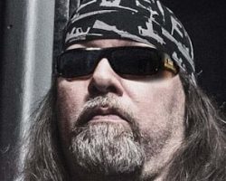 CANNIBAL CORPSE's ROB BARRETT: Why I Stopped Headbanging During Live Shows