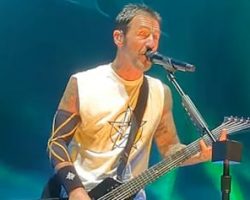 Watch: GODSMACK's SULLY ERNA Receives Treatment For 'Tennis Elbow'