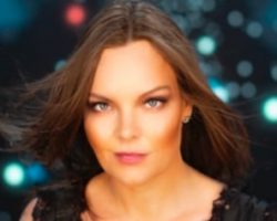 Former NIGHTWISH Vocalist ANETTE OLZON Announces Third Solo Album 'Rapture'