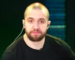 Drummer ELOY CASAGRANDE Quits SEPULTURA To Join 'Another Project'