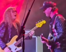 Watch: GLENN HUGHES Joined By JOE BONAMASSA And DEREK SHERINIAN For 'Burn' Performance At Whisky A Go Go