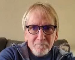 Ex-GREAT WHITE Singer JACK RUSSELL Won't Dish Any Dirt In His Autobiography: 'What's The Point?'