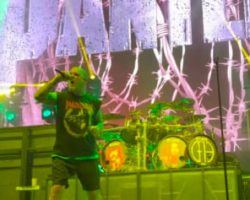 CHARLIE BENANTE On Reaction From PANTERA Fans To Seeing Band Play Live: 'Some Of Them Are Crying Because It's A Part Of Their Youth'