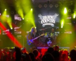 Watch: BLACK COUNTRY COMMUNION Plays First Concert In Six Years