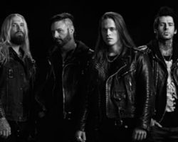 JASON HOOK's FLAT BLACK Taps COREY TAYLOR For Next Single, 'Nothing To Some'