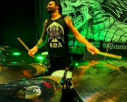 Watch Drum-Cam Video Of JAY WEINBERG Performing 'Cyco Vision' With SUICIDAL TENDENCIES