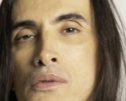 EXTREME's NUNO BETTENCOURT Sells Los Angeles Home For $3.75 Million