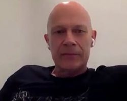 ACCEPT's WOLF HOFFMANN Admits He Tried Using A.I. For Lyrical Ideas: 'It's Scary Good'