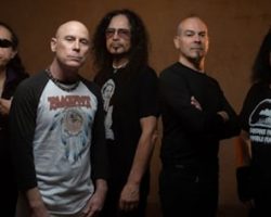 ARMORED SAINT Re-Signs With METAL BLADE RECORDS