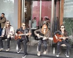 Watch: MEGADETH Performs Three-Song Acoustic Set Outside Buenos Aires Hotel