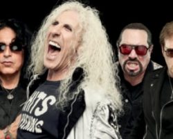 Offers For TWISTED SISTER Reunion Are 'Getting Close' To Being Impossible To Refuse, Says DEE SNIDER