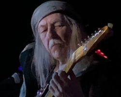 ULI JON ROTH: Seeing JIMI HENDRIX Perform Was A 'Mind-Blowing' Experience