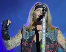 MÖTLEY CRÜE Appears To Be Teasing 'Secret' Club Show In New York City