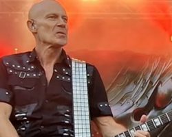 WOLF HOFFMANN On ACCEPT's Songwriting Process: 'Riffs Are Really Easy For Me'
