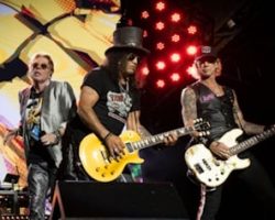 GUNS N' ROSES Is 'Trying' To Make A New Album