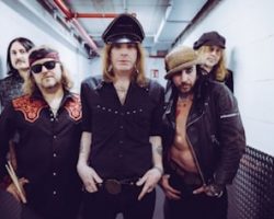 THE HELLACOPTERS Release New Single 'Stay With You'