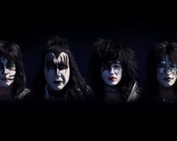 TOMMY THAYER Says Las Vegas Is A 'Strong Contender' For KISS Avatar Show