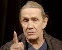 IRON MAIDEN's NICKO MCBRAIN On His Post-Ministroke Recovery: 'Even Holding A Drumstick, There Was Nothing There'