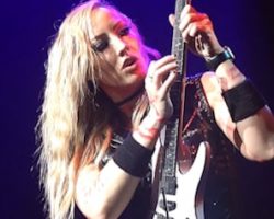 NITA STRAUSS Wants To 'Keep On Expanding' And 'Trying New Things' On Upcoming Third Solo Album