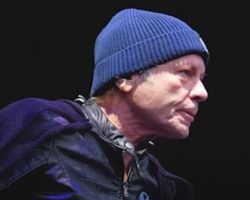 BRUCE DICKINSON Explains Why It Was Necessary To Scrap Bucharest Concert: 'I Don't Cancel Shows Hardly Ever'