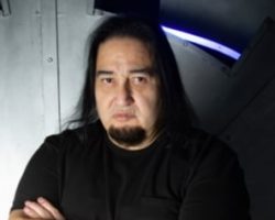 FEAR FACTORY's DINO CAZARES On Advancement Of A.I.: 'I Hope I'm Alive Long Enough To See Androids Alongside Us'