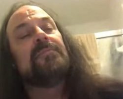 DEICIDE's GLEN BENTON: 'The Internet Has Made The World A Really Stupid Place'