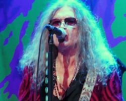 GLENN HUGHES Blasts DEEP PURPLE's IAN GILLAN And ROGER GLOVER: 'I Will Never Speak To Any Of Them Again'