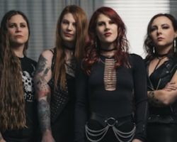 KITTIE's MORGAN LANDER On Her Sister MERCEDES: 'Playing Music Together Is Something That Has Been Born In Us'