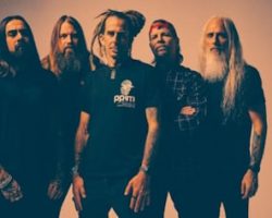 LAMB OF GOD Announces Expanded 20th-Anniversary Edition Of 'Ashes Of The Wake'