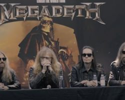 MEGADETH's DAVE MUSTAINE: 'I Am 100 Percent Satisfied With TEEMU MÄNTYSAARI Right Now'