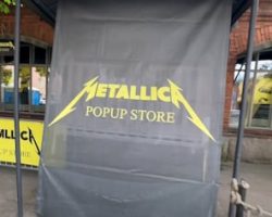 Go Inside METALLICA's Pop-Up Store In Helsinki, Finland
