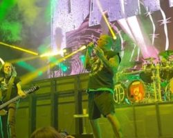 PANTERA Visits BLACK SABBATH Bench In Birmingham (Photos)