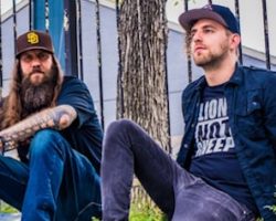 SMILE EMPTY SOUL Releases New Single 'Savior'