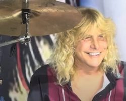 Watch: STEVEN ADLER Performs GUNS N' ROSES Classics In Sayreville
