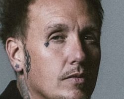 PAPA ROACH's JACOBY SHADDIX: 'I've Had Quite A Few Friends Die By Suicide'