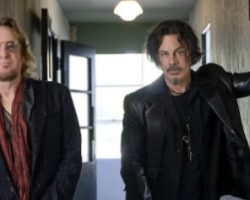 ADRIAN SMITH + RICHIE KOTZEN Have 'A Few Surprises Looming In The Not-So-Distant Future'