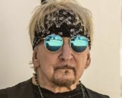 Ex-GREAT WHITE Singer JACK RUSSELL Diagnosed With Lewy Body Dementia, Announces Retirement From Touring