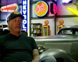 METALLICA's JAMES HETFIELD Loans Six Vintage Cars To Nebraska Museum