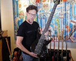 Former METALLICA Bassist JASON NEWSTED Is Selling More Than 60 Guitars