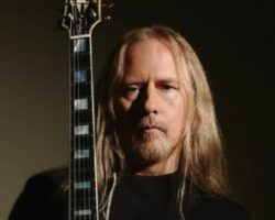 ALICE IN CHAINS' JERRY CANTRELL To Release New Solo Single, 'Vilified', Next Week