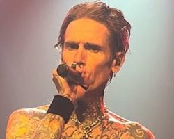 BUCKCHERRY's JOSH TODD: 'When I Got Into This, I Wanted To Be In One Band And Have A Catalog Of Music'